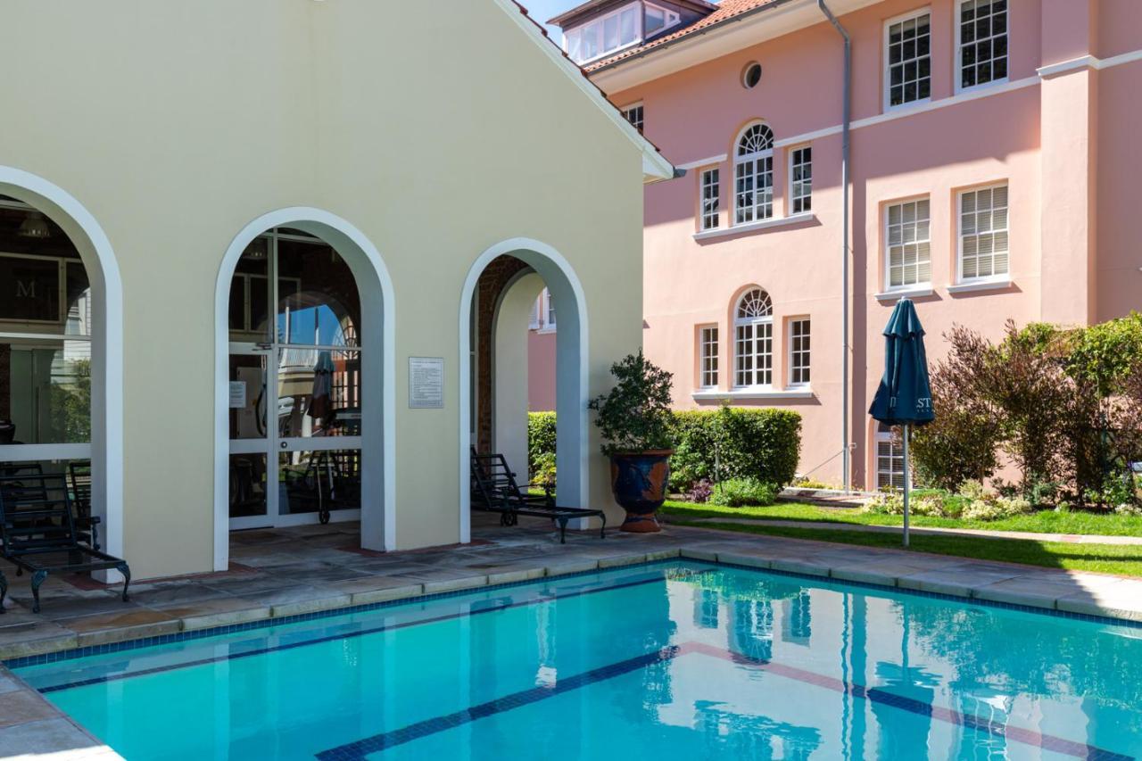 Majestic Ocean View Retreat Apartment Cape Town Exterior photo